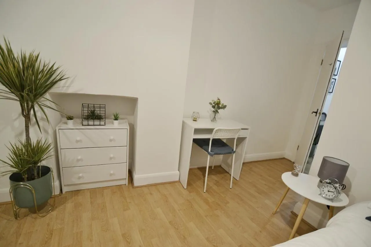The Osborn At Brick Lane Apartment London